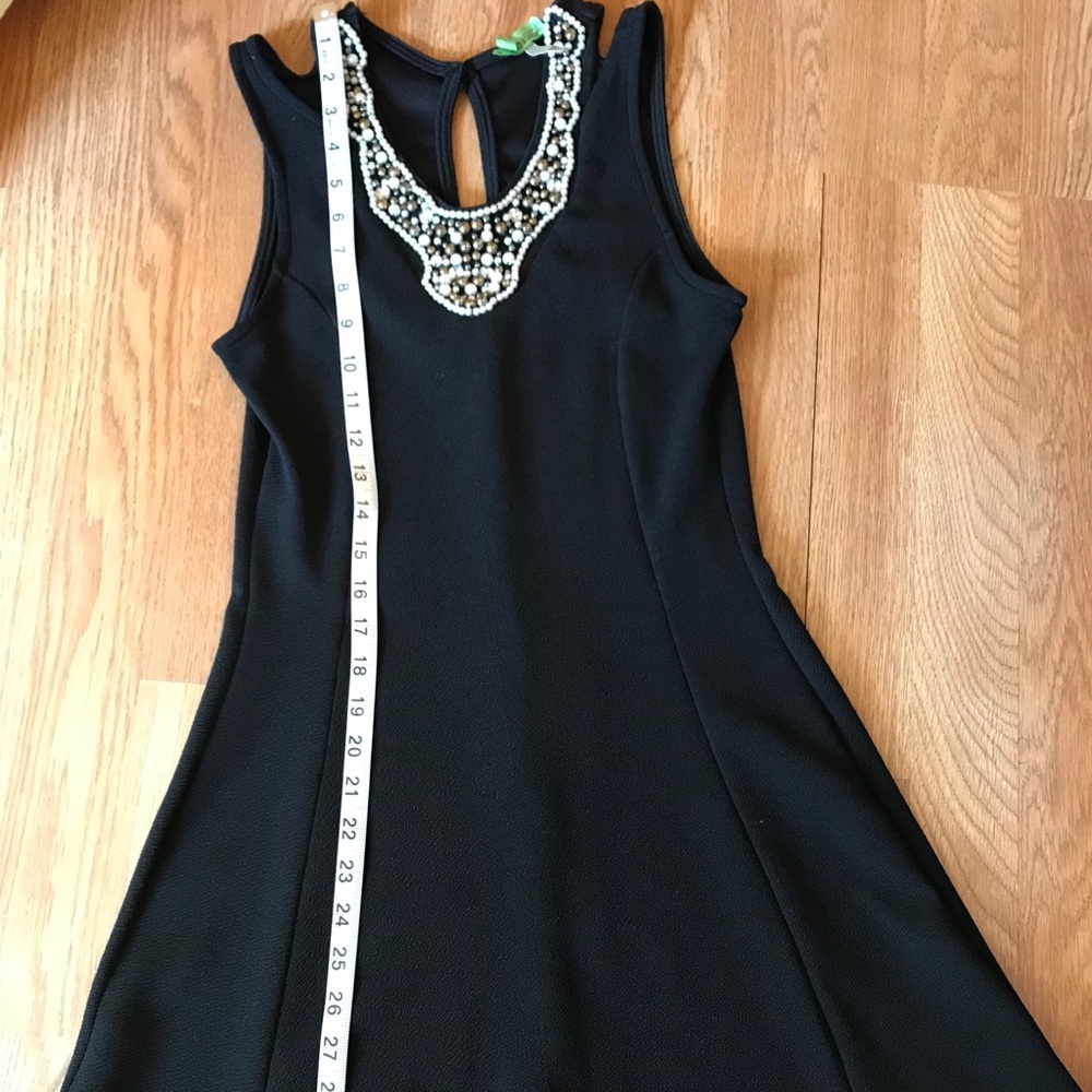 LBD - Picture 7 of 8